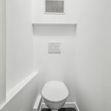 Charming Overlooking Place Des Victoires Apartment